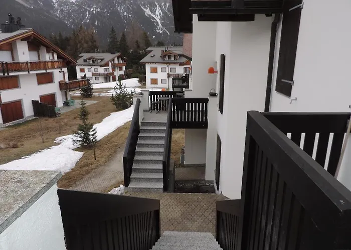 Gloria C4 Apartman *